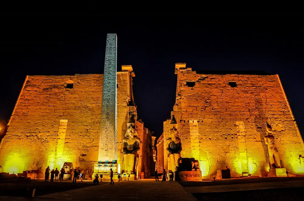 luxor 2