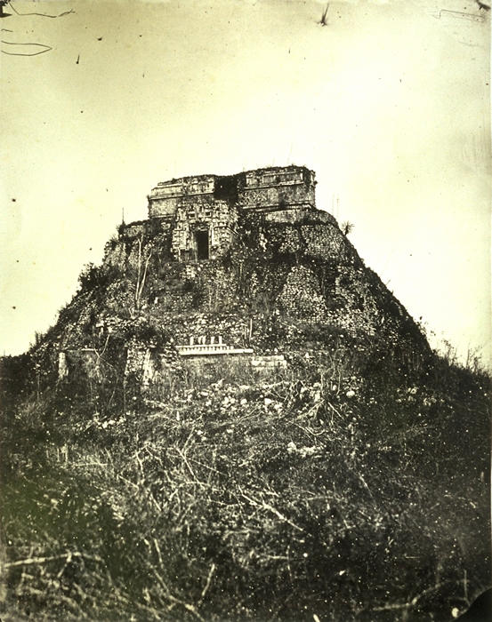 Charnay_oldest_Pyramid of the Magician photo 1859-60