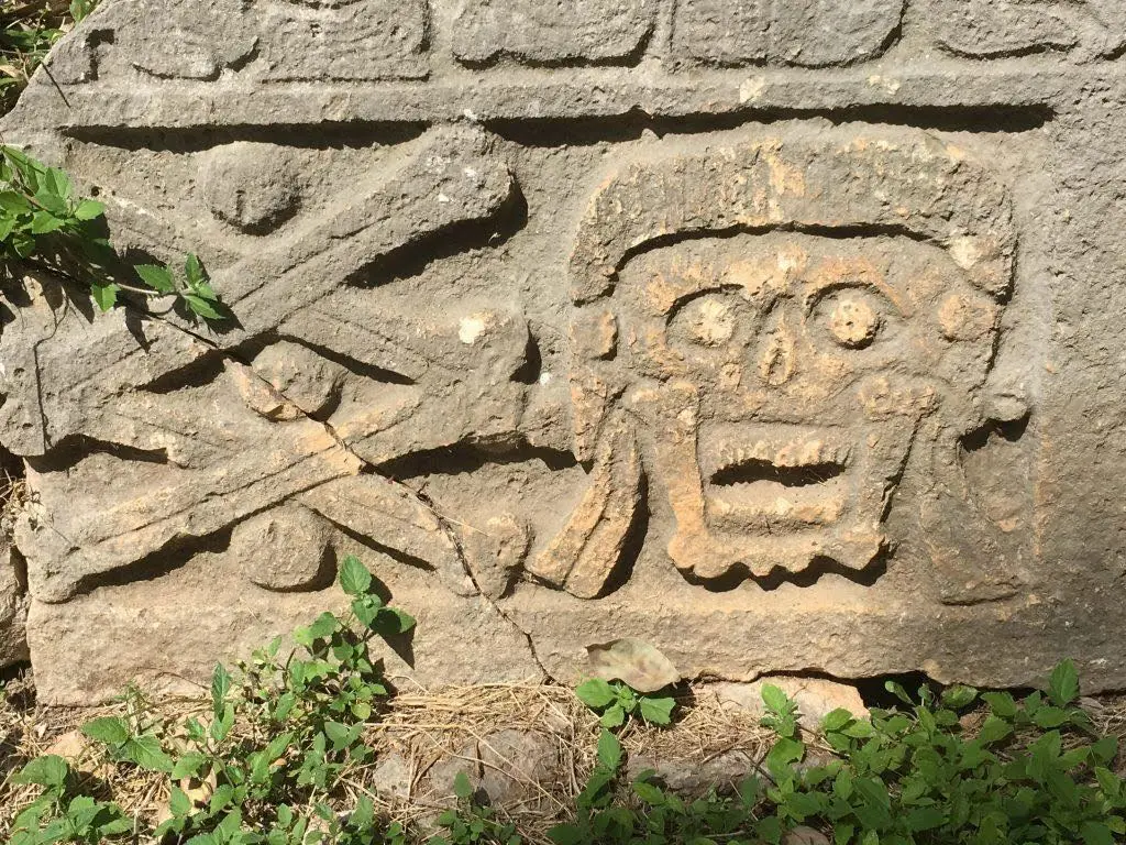 uxmal cemetery group symbolism skull crossbones 2